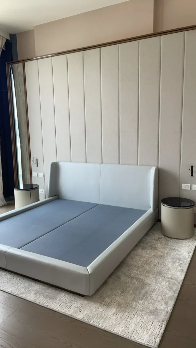 เตียงนอน รุ่น Lyra