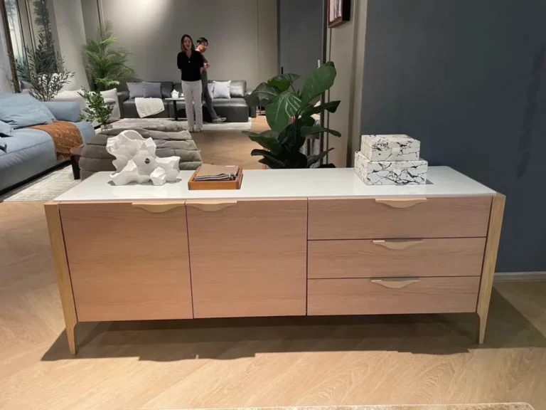 TV Cabinet รุ่น C03